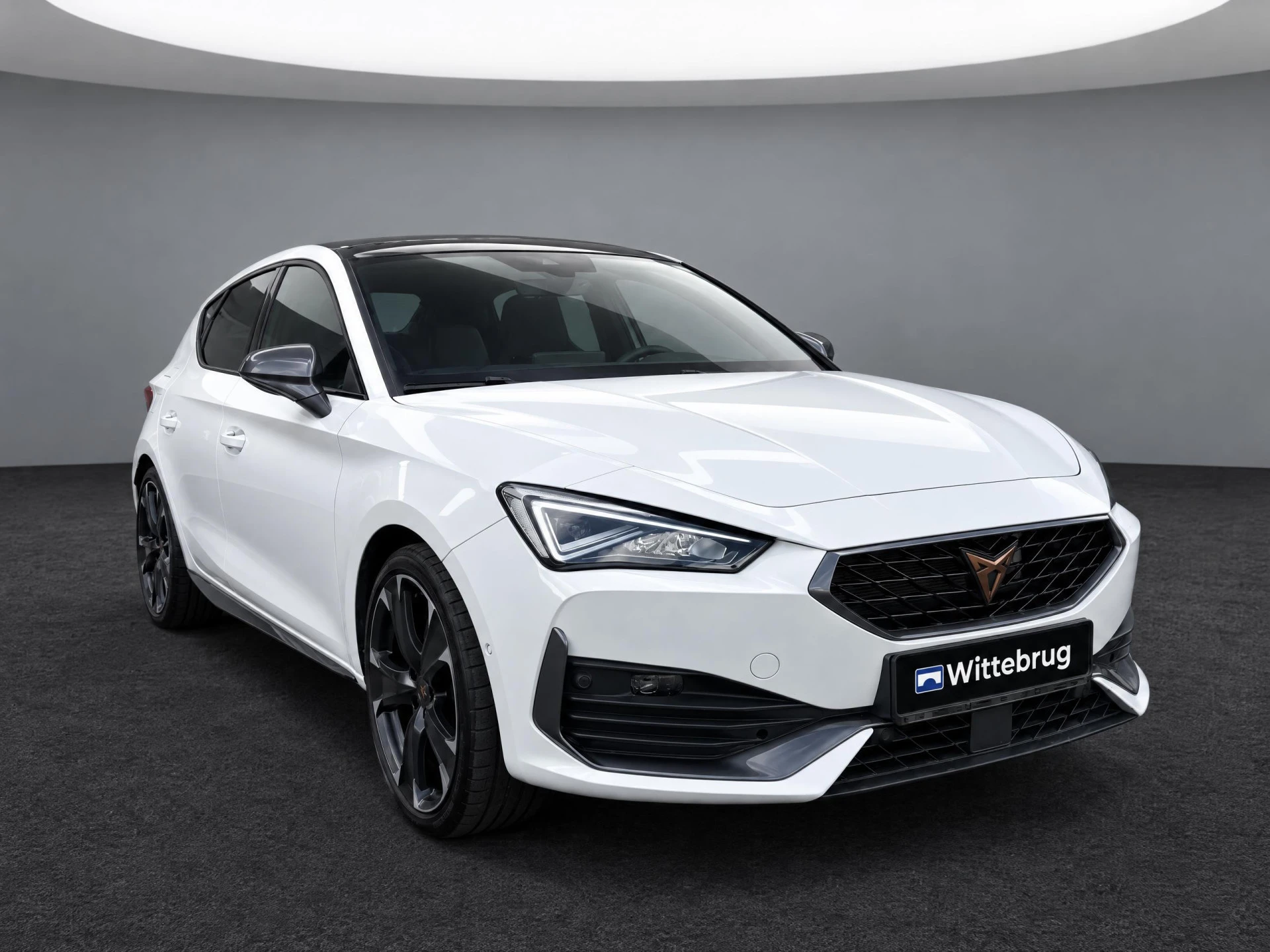 Cupra León