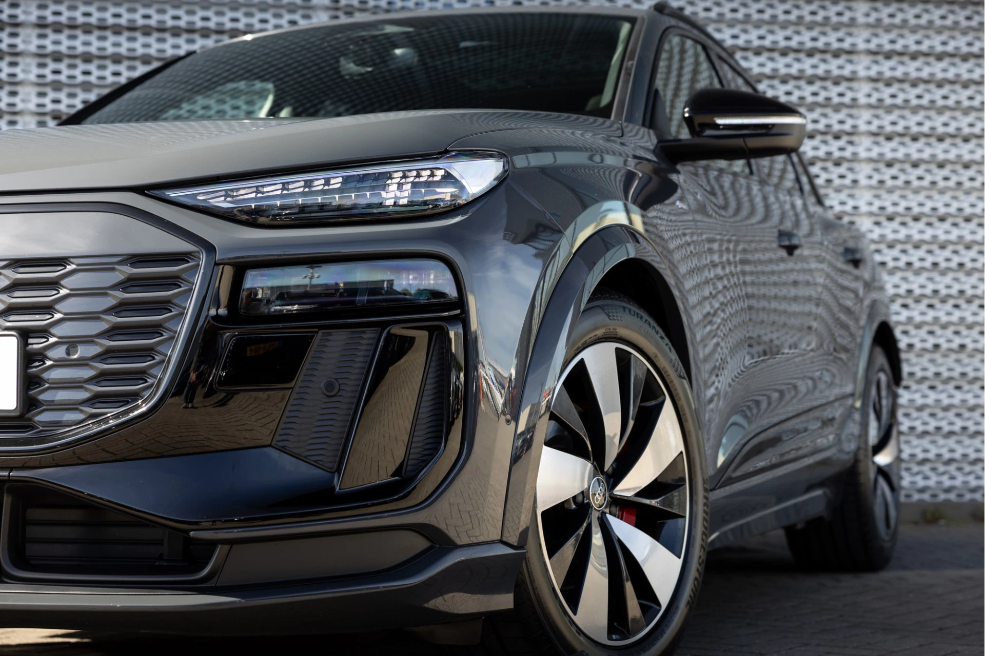 Audi Q6 e-tron