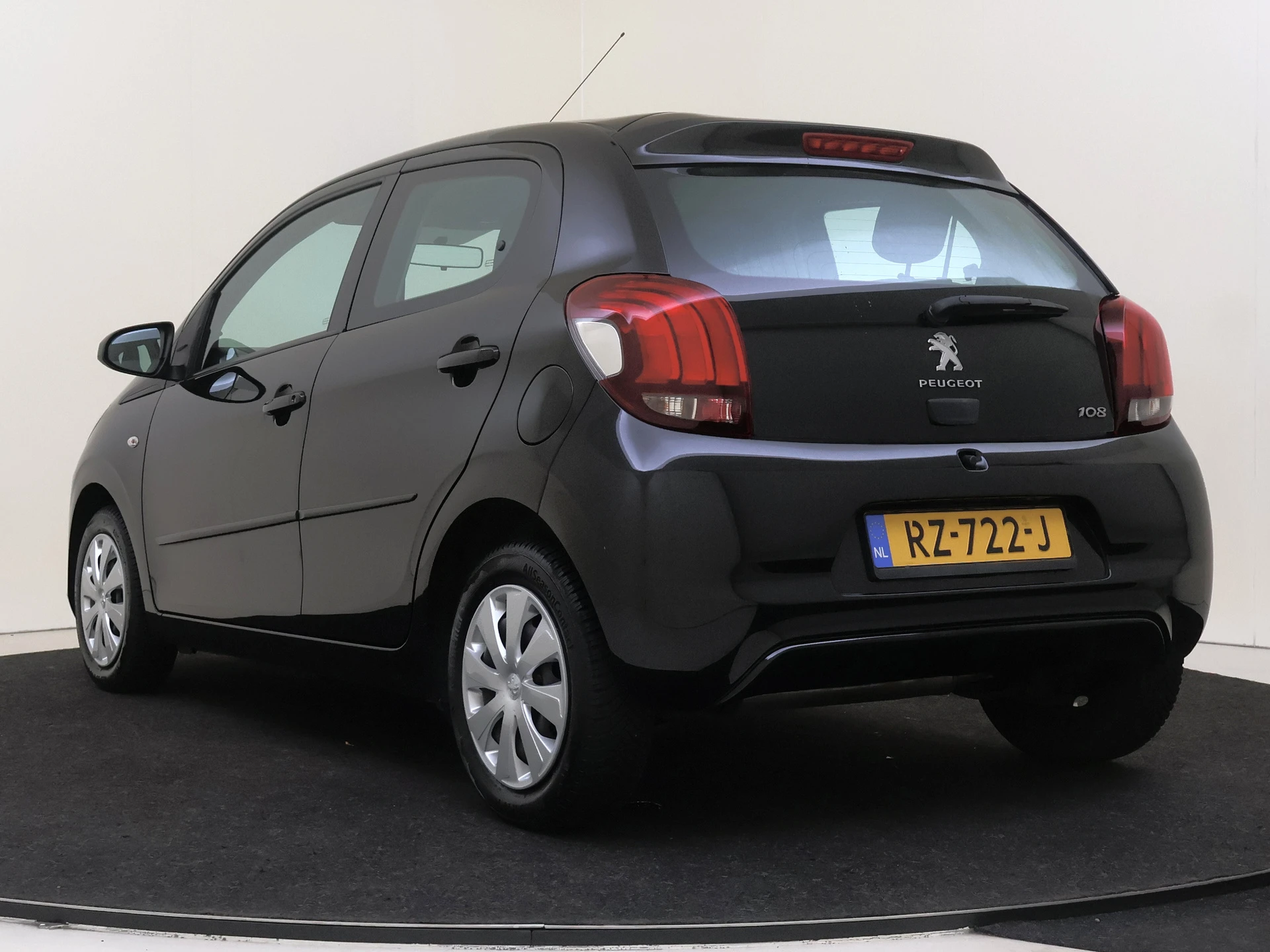 Peugeot 108