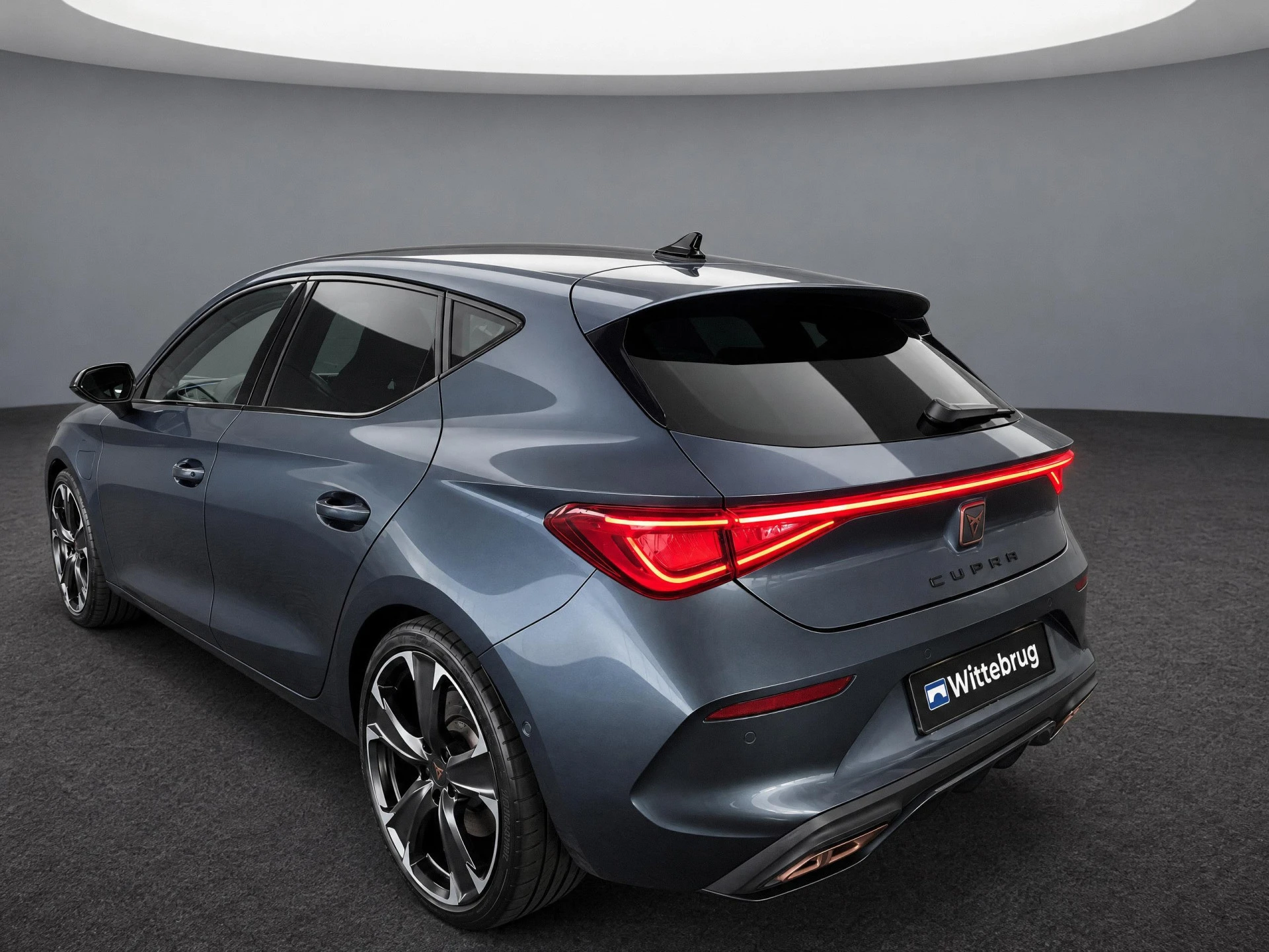 Cupra León