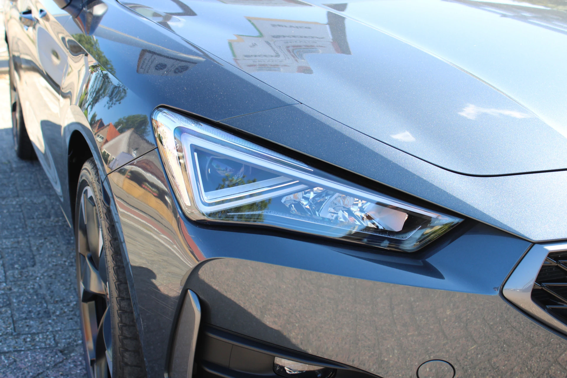 Cupra León