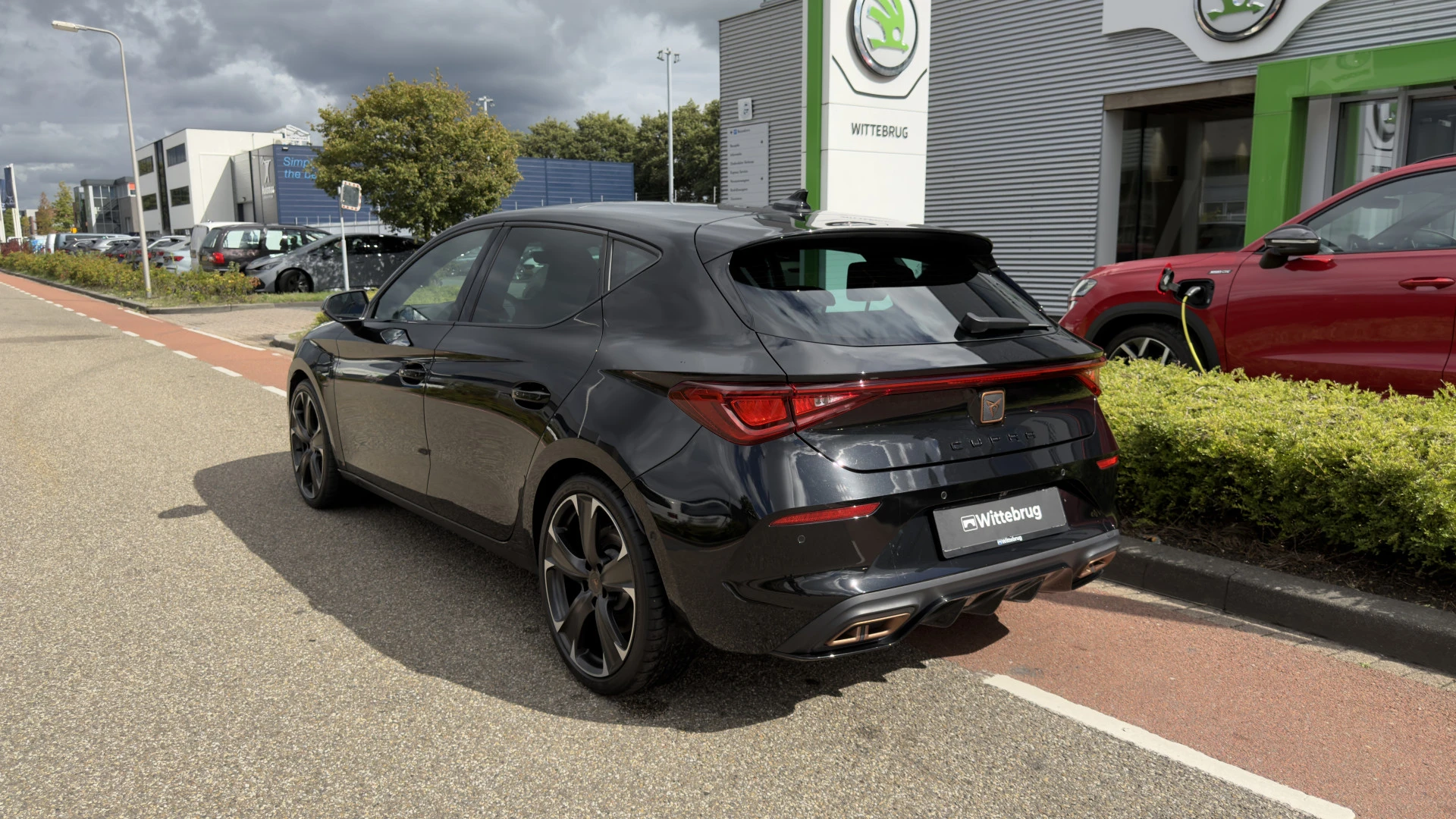 Cupra León