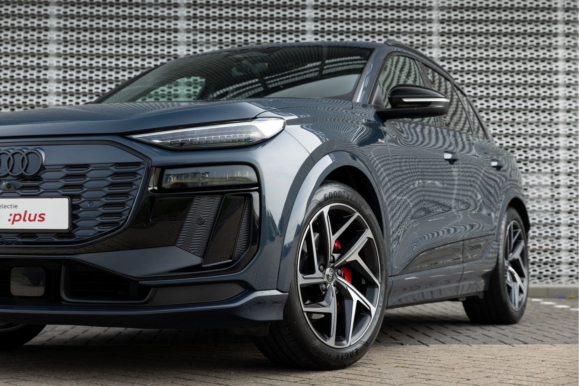 Audi Q6 e-tron