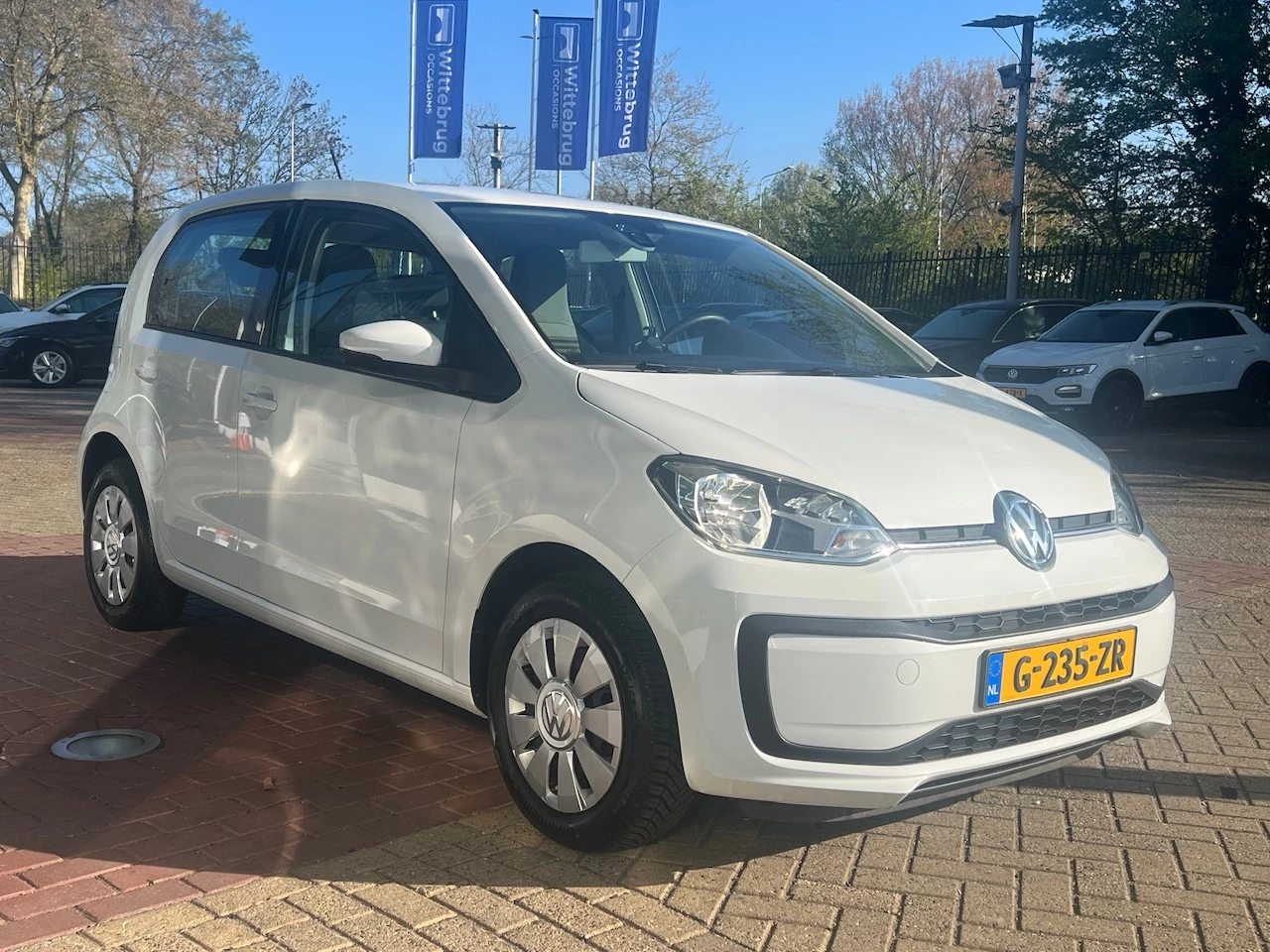 Volkswagen up!