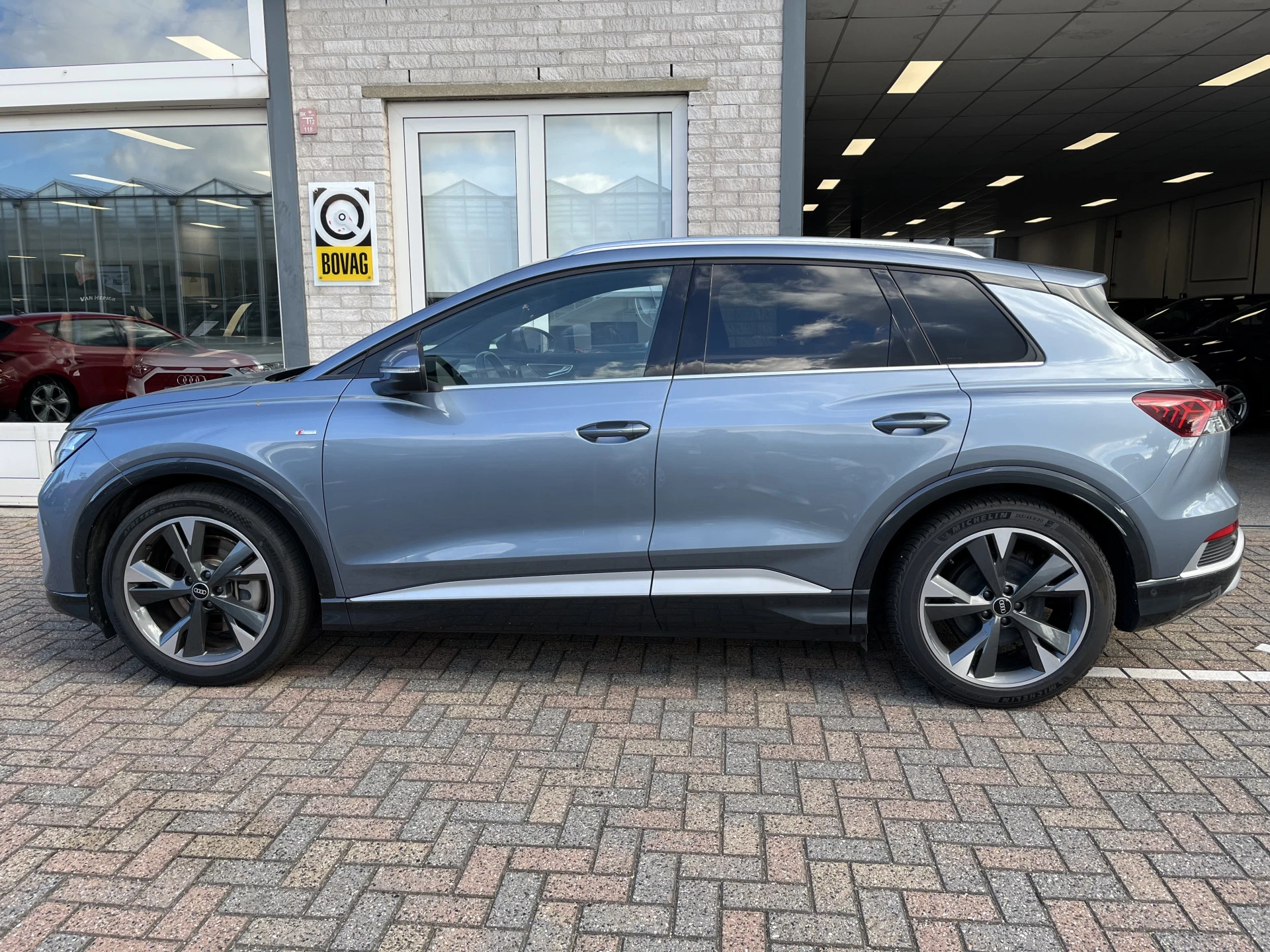 Audi Q4 e-tron