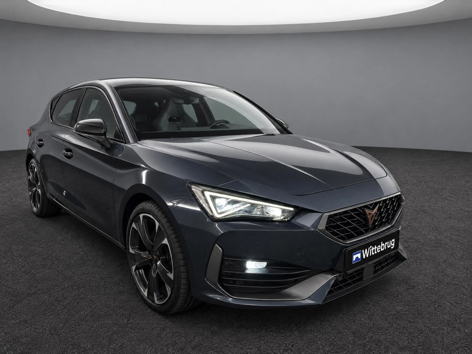 Cupra León