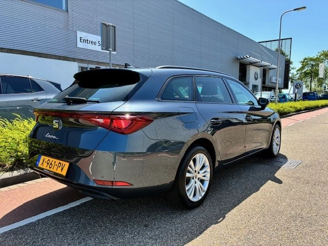 SEAT León