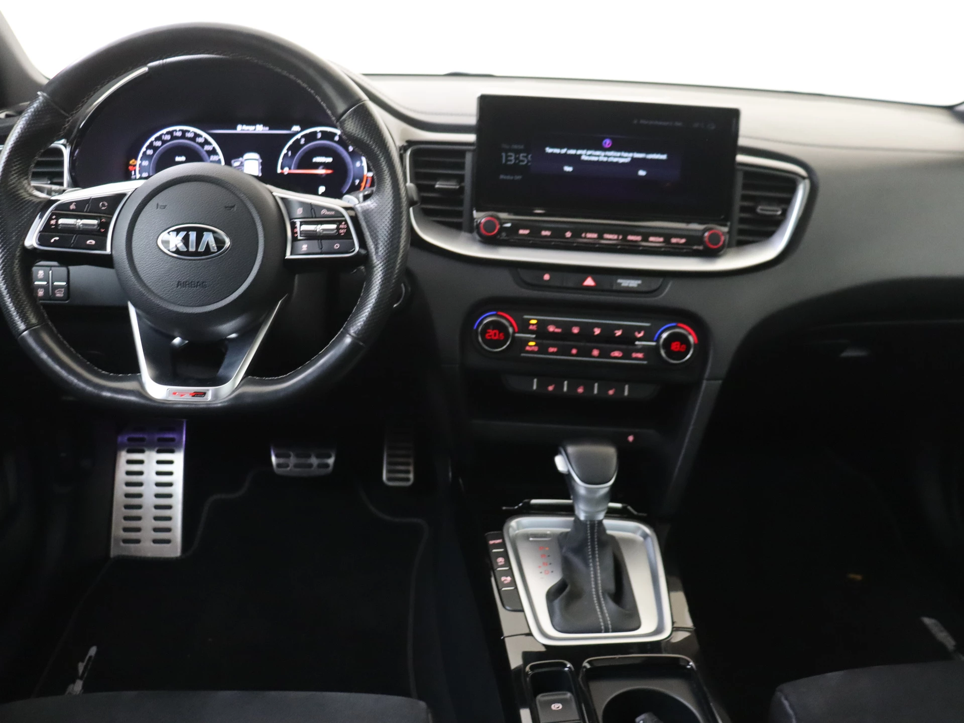 Kia Proceed