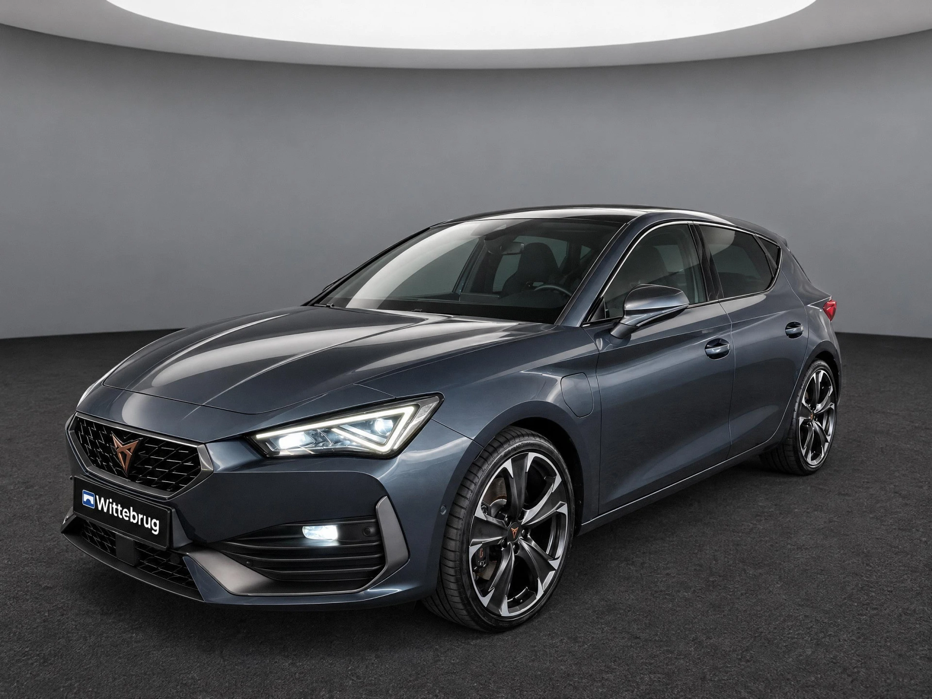 Cupra León